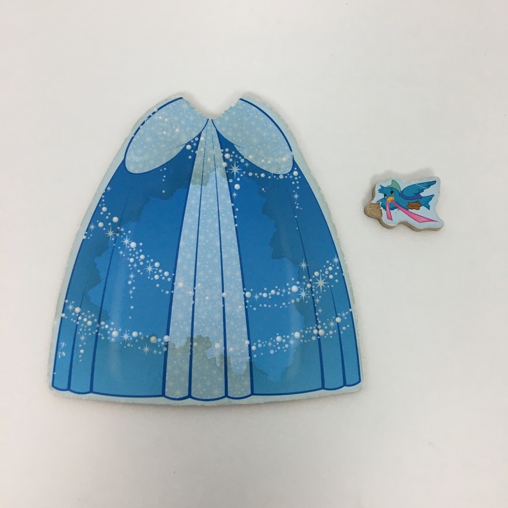 Melissa & Doug Disney's Cinderella Magnetic Dress Up Wooden Doll Play Set - Picture 7 of 7